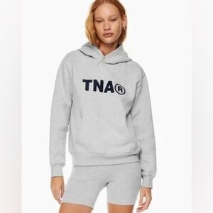 Aritzia TNA Cozy Fleece Perfect Hoodie medium M women’s gray sweatshirt